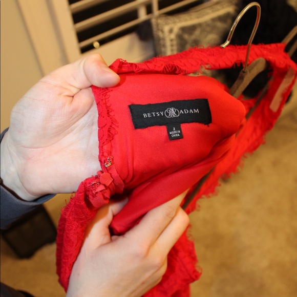 Formal dress - Picture 3 of 3